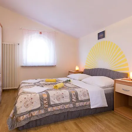 Apartments Juras Brzac Kültér fotó