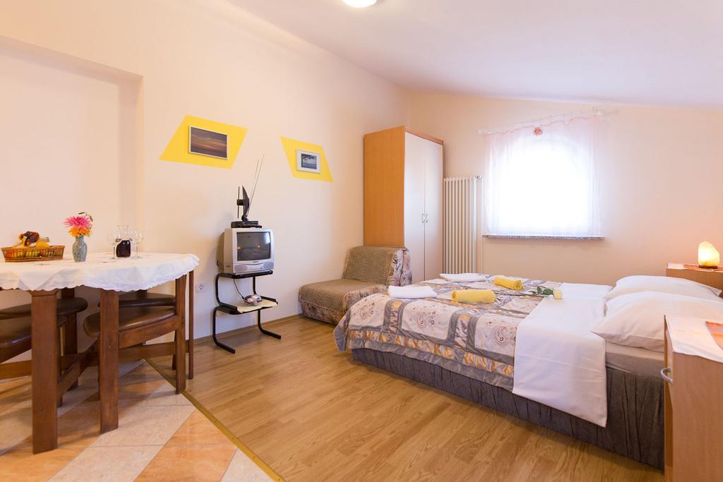 Apartment Juras Brzac
